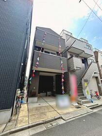 東京都足立区西新井本町３丁目