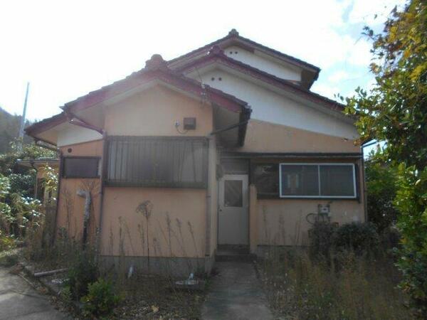 detached 山形県鶴岡市湯野浜２丁目
地図を見る