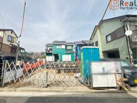 神奈川県横浜市金沢区富岡東１丁目