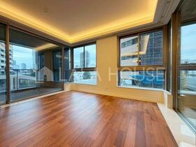 ロイヤルシーズン六本木