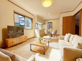 埼玉県さいたま市大宮区三橋１丁目