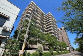 リバーシティ日東