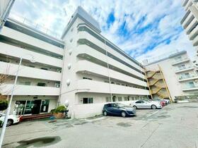 駒沢不二ロイヤルハイツ