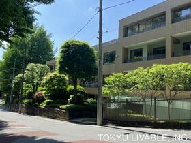 グランディオーゼ岡本