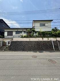 神奈川県横浜市金沢区富岡西７丁目