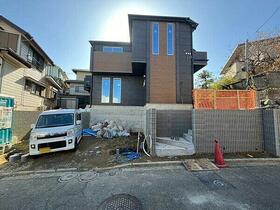 神奈川県横浜市金沢区富岡西２丁目