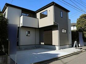 東京都三鷹市大沢５丁目