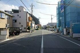 埼玉県川口市中青木３丁目