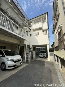 兵庫県伊丹市荻野西２丁目