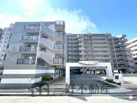 アーサー三苫ステーション