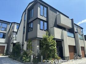 東京都三鷹市下連雀４丁目