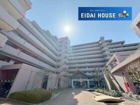 ライオンズガーデン泉中央