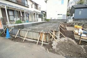 神奈川県座間市入谷西２丁目