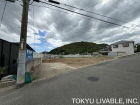 兵庫県川西市萩原台西１丁目