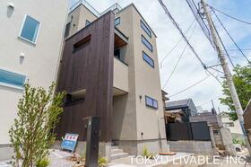 神奈川県鎌倉市腰越３丁目