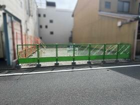 京都府京都市左京区新富小路通仁王門下る讃州寺町