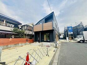 東京都三鷹市上連雀９丁目