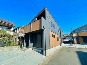 東京都三鷹市上連雀９丁目