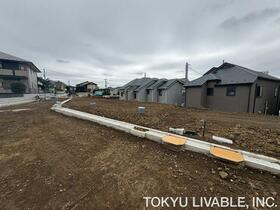 東京都三鷹市新川３丁目