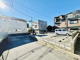 千葉県船橋市宮本３丁目