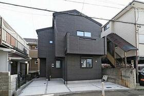 神奈川県横浜市金沢区寺前１丁目