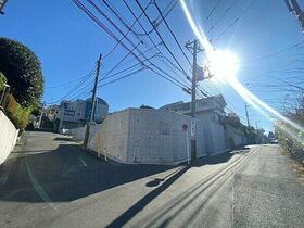 神奈川県川崎市麻生区百合丘３丁目