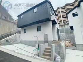 兵庫県神戸市垂水区歌敷山４丁目