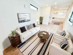 東京都足立区千住緑町２丁目