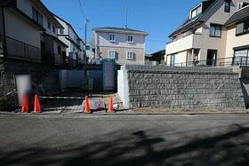 神奈川県座間市緑ケ丘１丁目