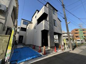 東京都葛飾区東新小岩８丁目