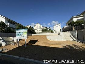 神奈川県横浜市青葉区つつじが丘