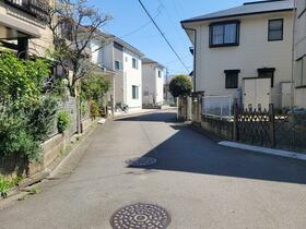 神奈川県座間市小松原２丁目