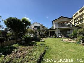 神奈川県横浜市青葉区美しが丘２丁目