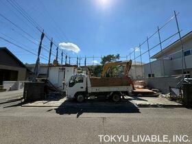 東京都町田市三輪緑山１丁目
