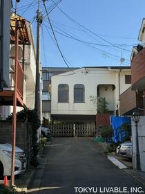 東京都世田谷区弦巻２丁目