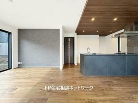 東京都稲城市平尾４丁目