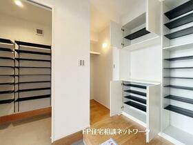 東京都稲城市平尾４丁目