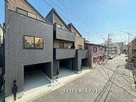 神奈川県横浜市港北区日吉４丁目