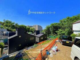 神奈川県川崎市高津区久地１丁目