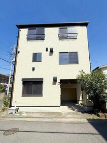 埼玉県草加市小山２丁目