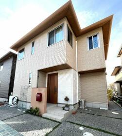 埼玉県上尾市大字瓦葺