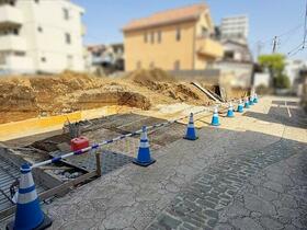 神奈川県秦野市本町１丁目