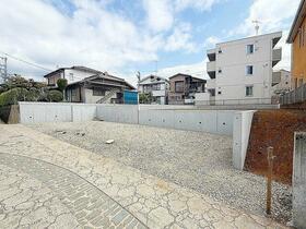 神奈川県秦野市本町１丁目