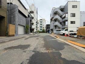 東京都文京区小石川５丁目