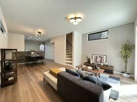 大阪府堺市中区深井東町