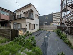 埼玉県越谷市赤山町１丁目