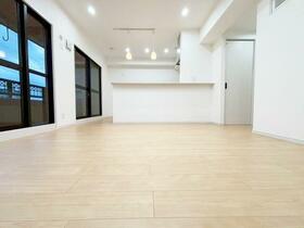 レインボー前並