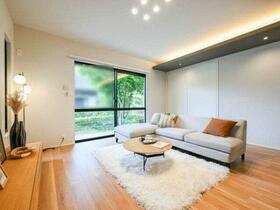 京都府京都市西京区御陵大枝山町１丁目