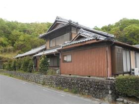 三重県松阪市嬉野森本町