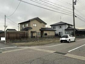 富山県高岡市戸出町２丁目